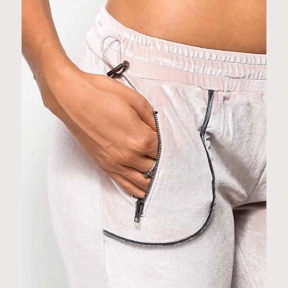 Hologram Rose Velvet Jogger Pants - Picture 3 of 3